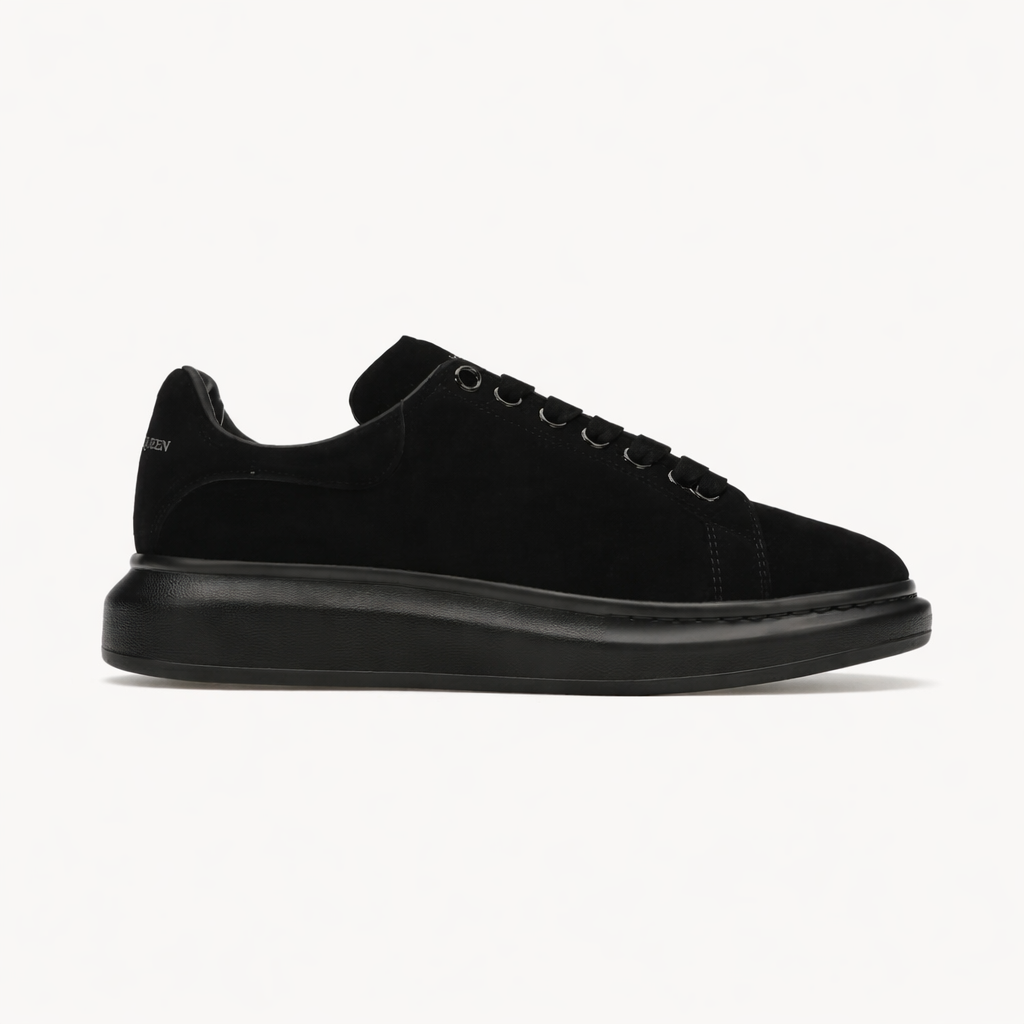 Alexander McQueen - Triple Black