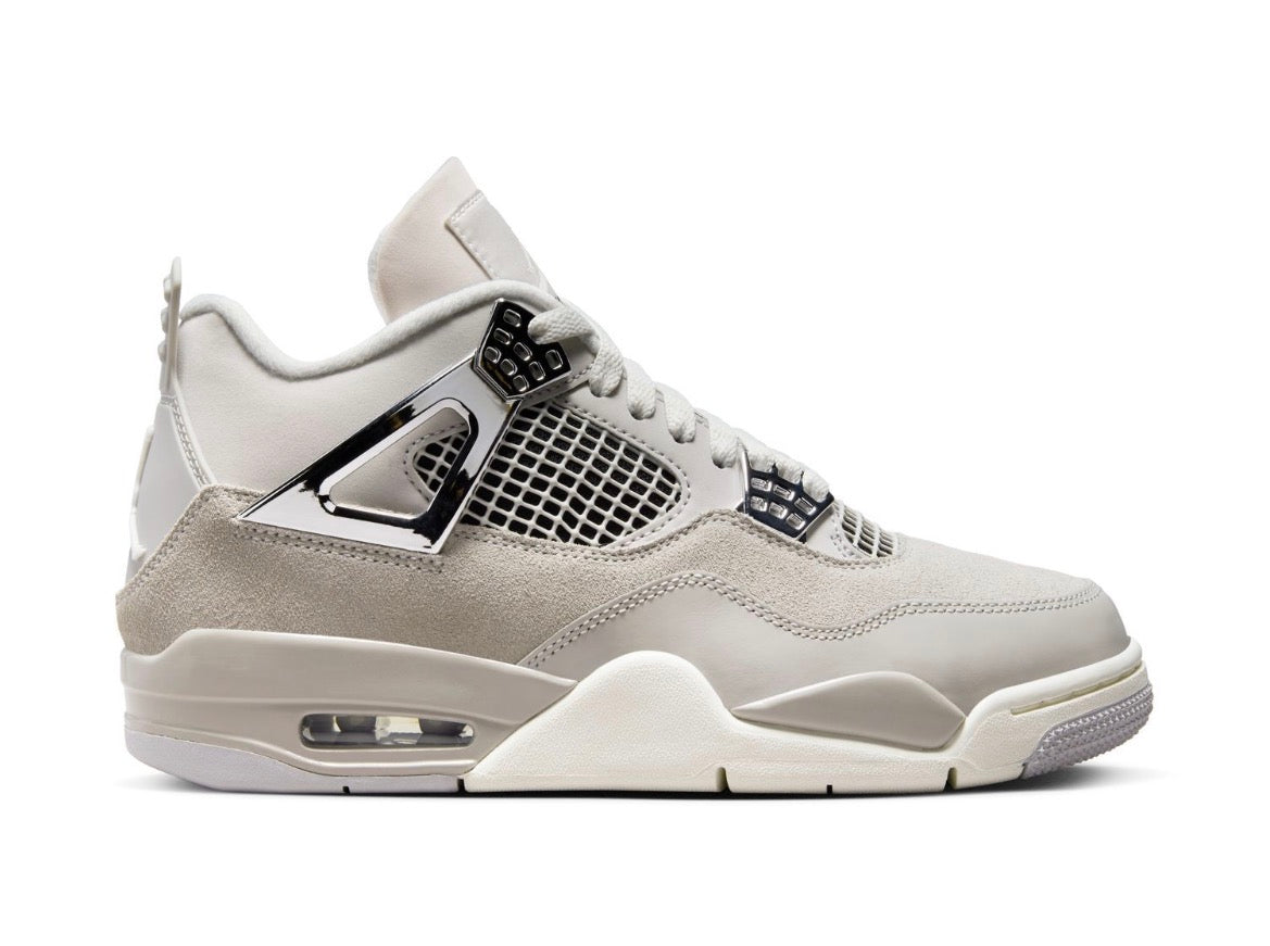 Jordan 4 - Frozen Moments